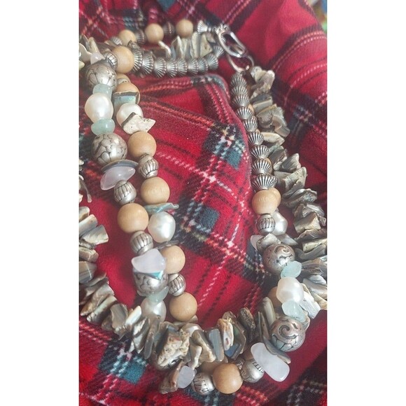 18" 3 strand vintage pearl and abalone with wood and silvertone bead necklace - Picture 10 of 12